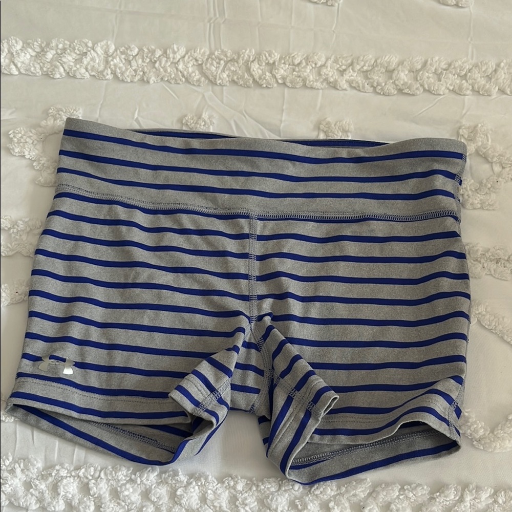 Women’s Under Armour Gray and Purple Striped Shorts size XS